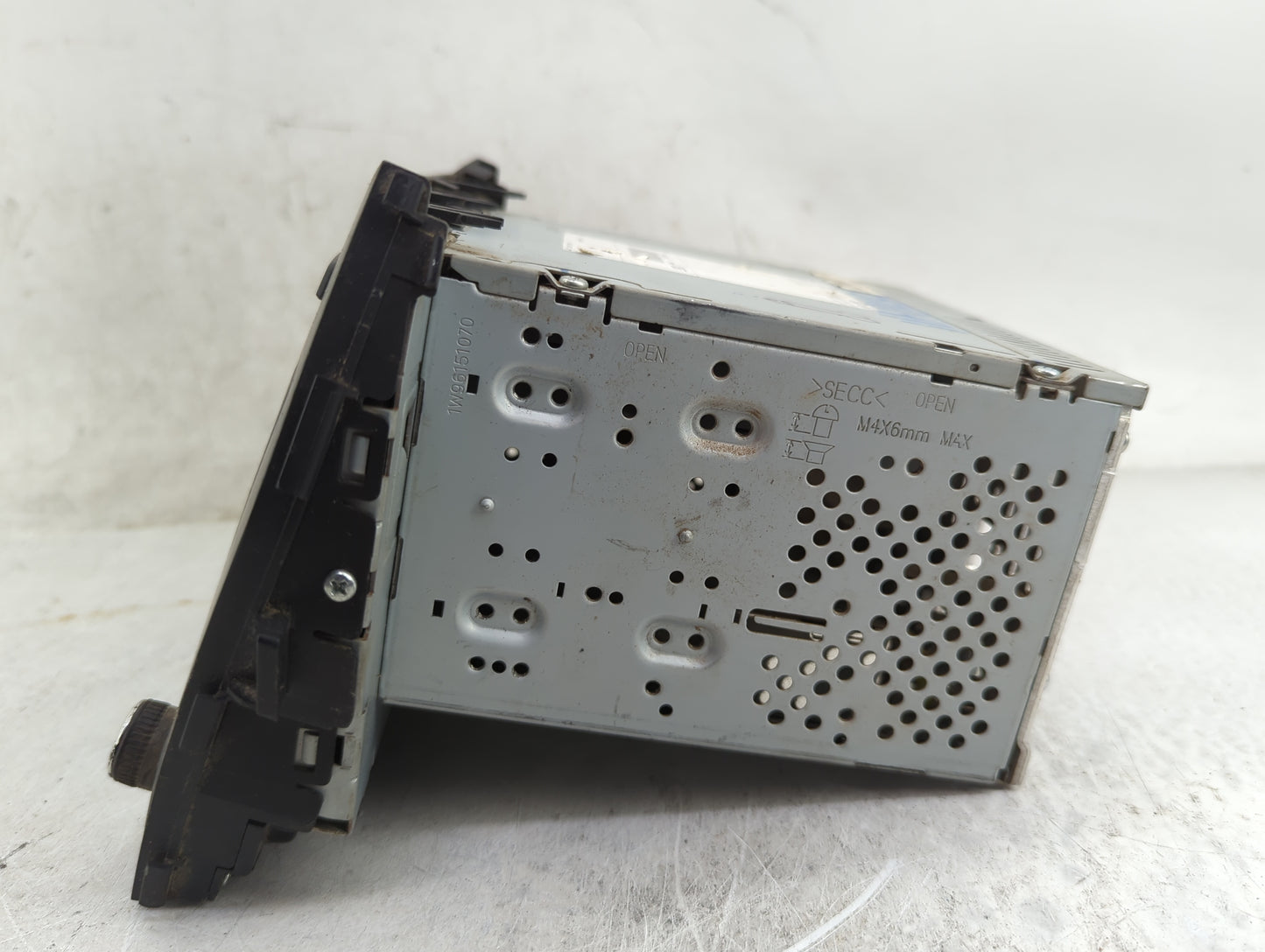 2017-2018 Hyundai Santa Fe Radio AM FM Cd Player Receiver Replacement P/N:961804Z6504X AM110DPAN Fits Fits 2017 2018 OEM Use