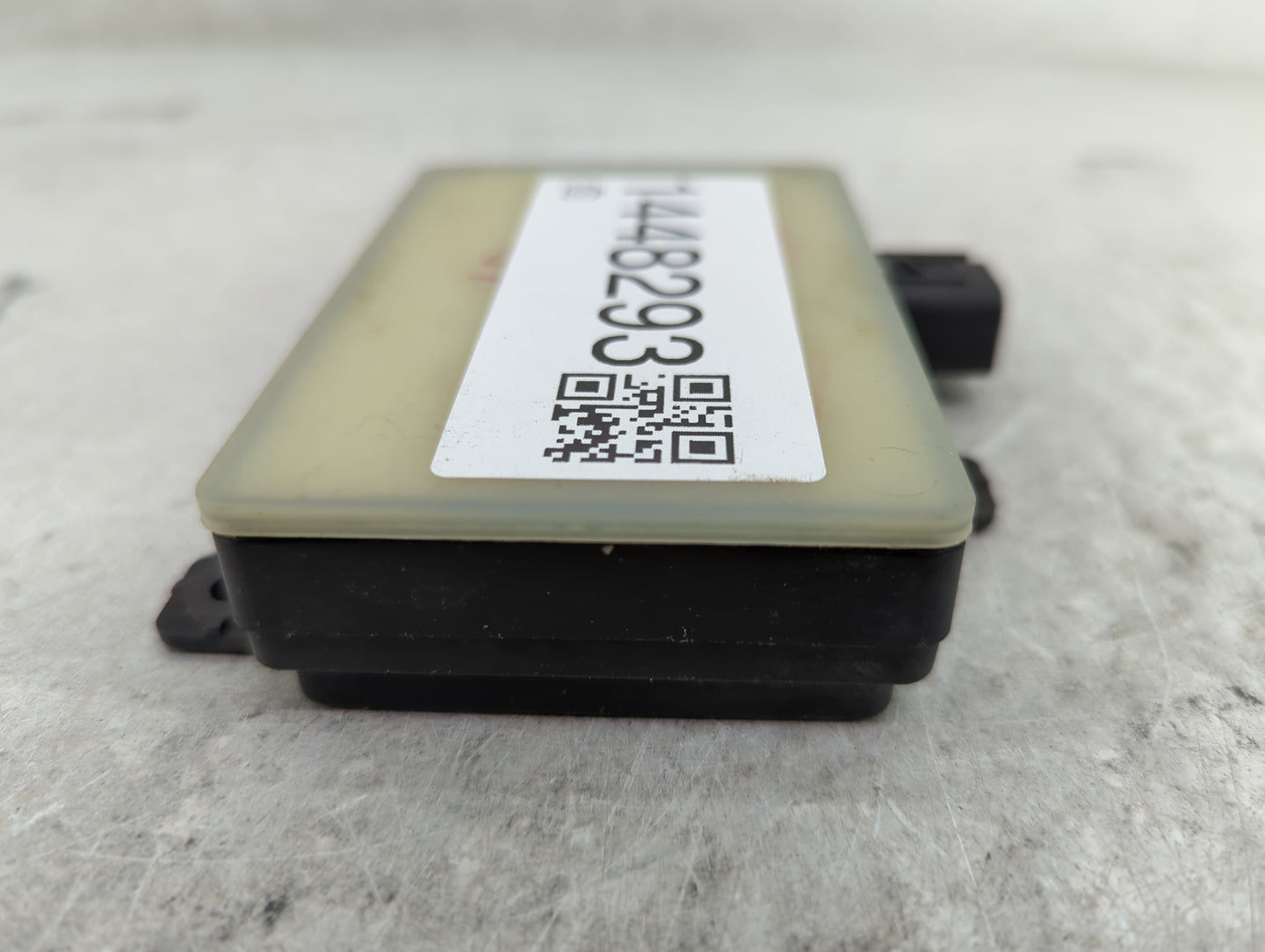 2017-2018 Hyundai Santa Fe Driver Assist Control Module B895855000 - Oemusedautoparts1.com
