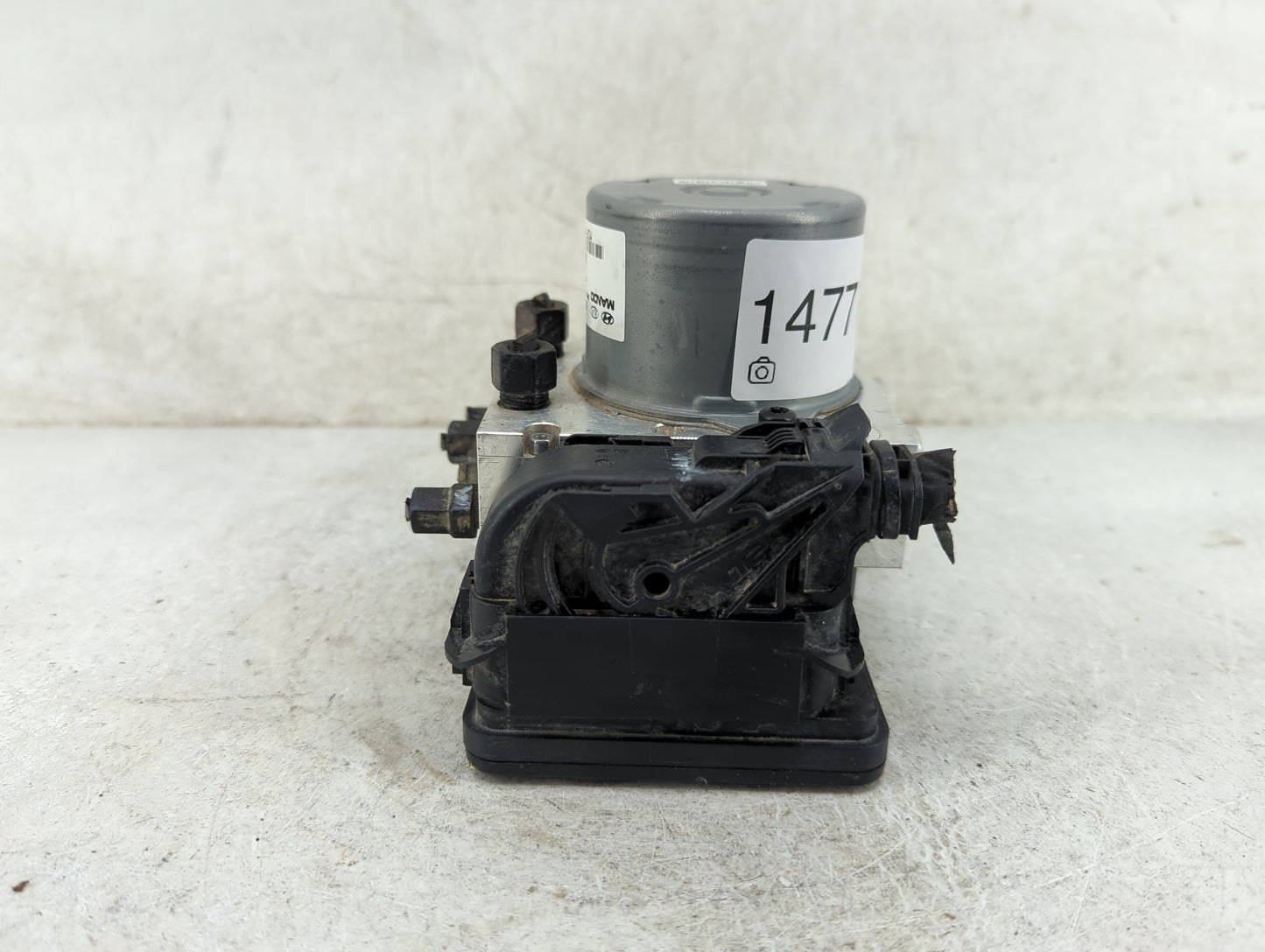 2017-2018 Hyundai Santa Fe ABS Pump Control Module Replacement P/N:58920-4Z300 MGH-80BH6013S300 Fits Fits 2017 2018 OEM Used