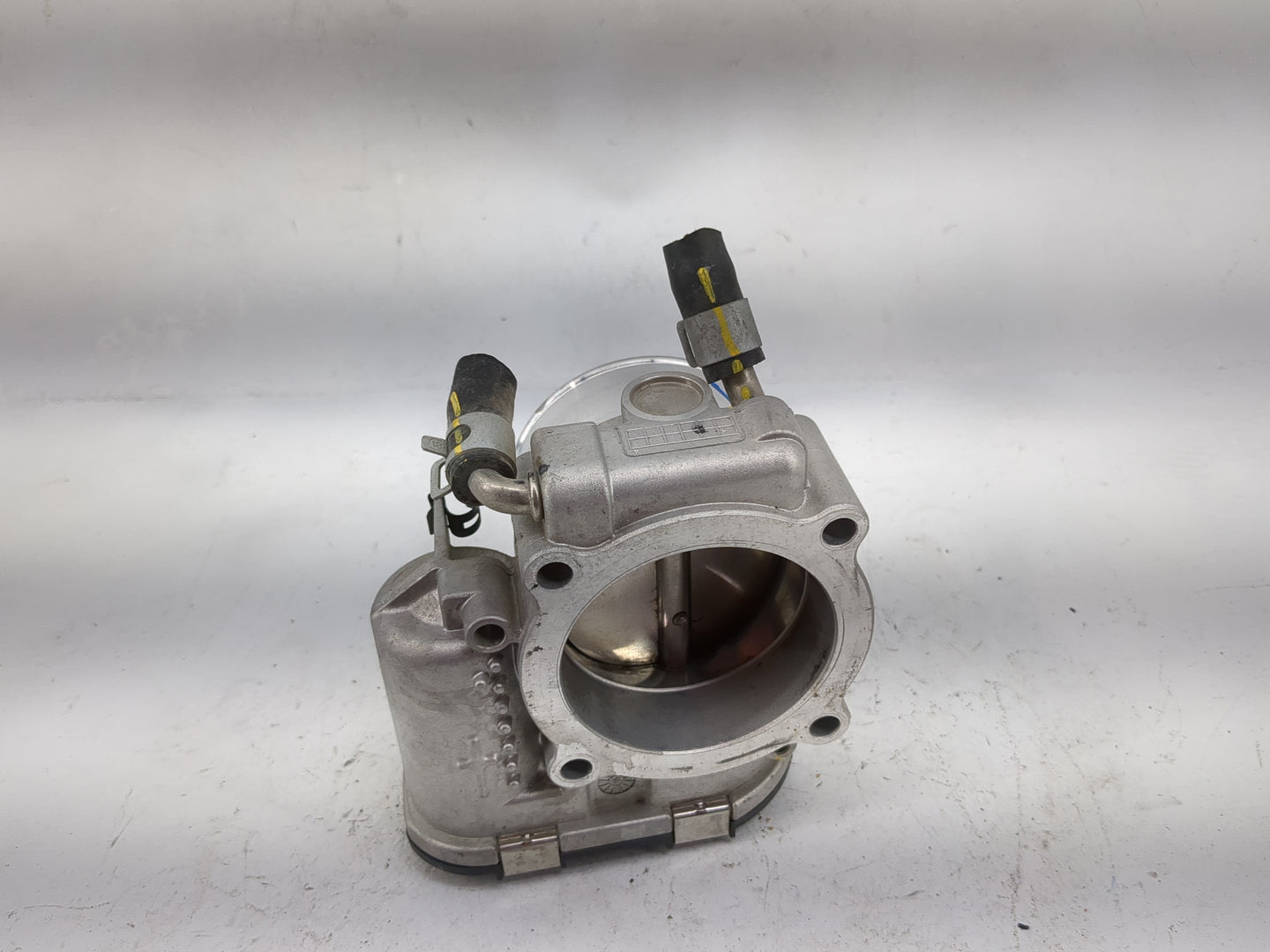 2019-2020 Hyundai Santa Fe Throttle Body P/N:35100-2G600 0280750618 Fits Fits 2015 2016 2017 2018 2019 2020 2021 OEM Used Au