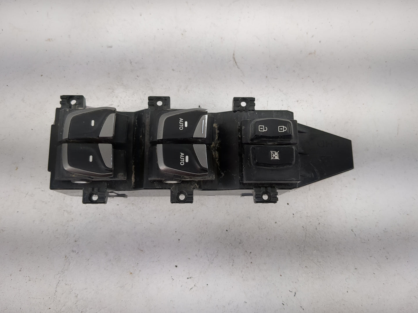 2017-2018 Hyundai Santa Fe Master Power Window Switch Replacement Driver Side Left P/N:39S490-1110 Fits Fits 2017 2018 OEM U