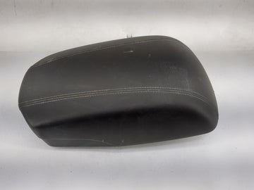 2018 Hyundai Santa Fe Center Console Armrest Cover Lid P/N:52960-B82 Fits OEM Used Auto Parts - Oemusedautoparts1.com