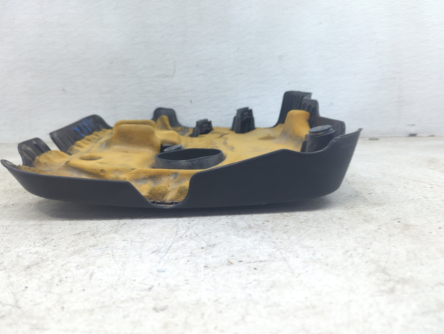 2018 Hyundai Santa Fe Engine Cover - Oemusedautoparts1.com
