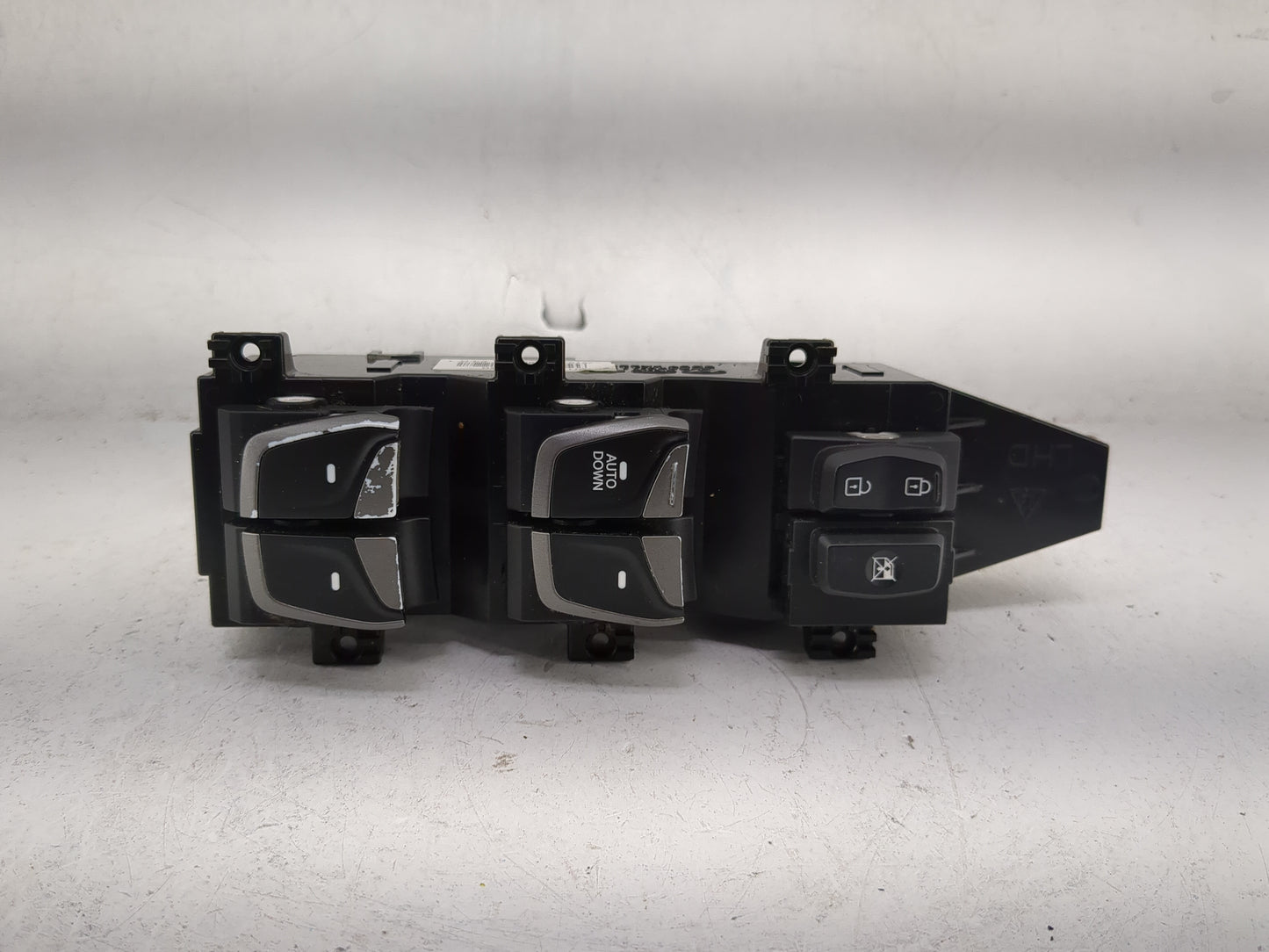 2017-2018 Hyundai Santa Fe Master Power Window Switch Replacement Driver Side Left P/N:93570-2W206UU5 Fits Fits 2017 2018 OE