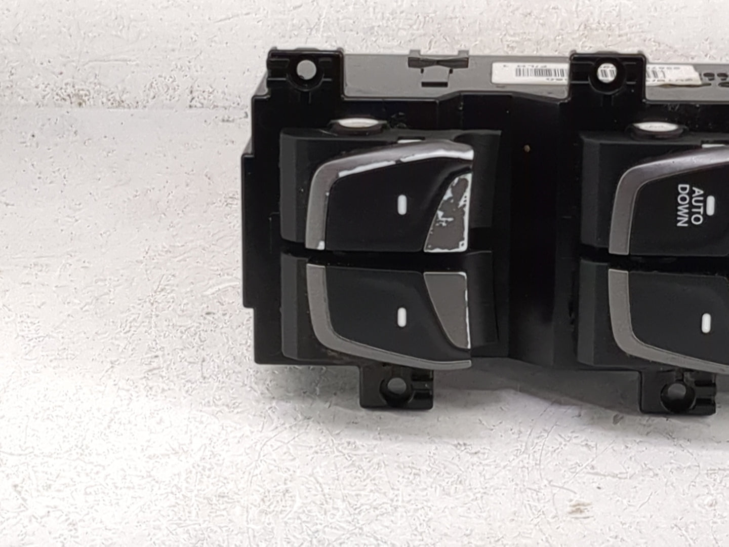 2017-2018 Hyundai Santa Fe Master Power Window Switch Replacement Driver Side Left P/N:93570-2W206UU5 Fits Fits 2017 2018 OE