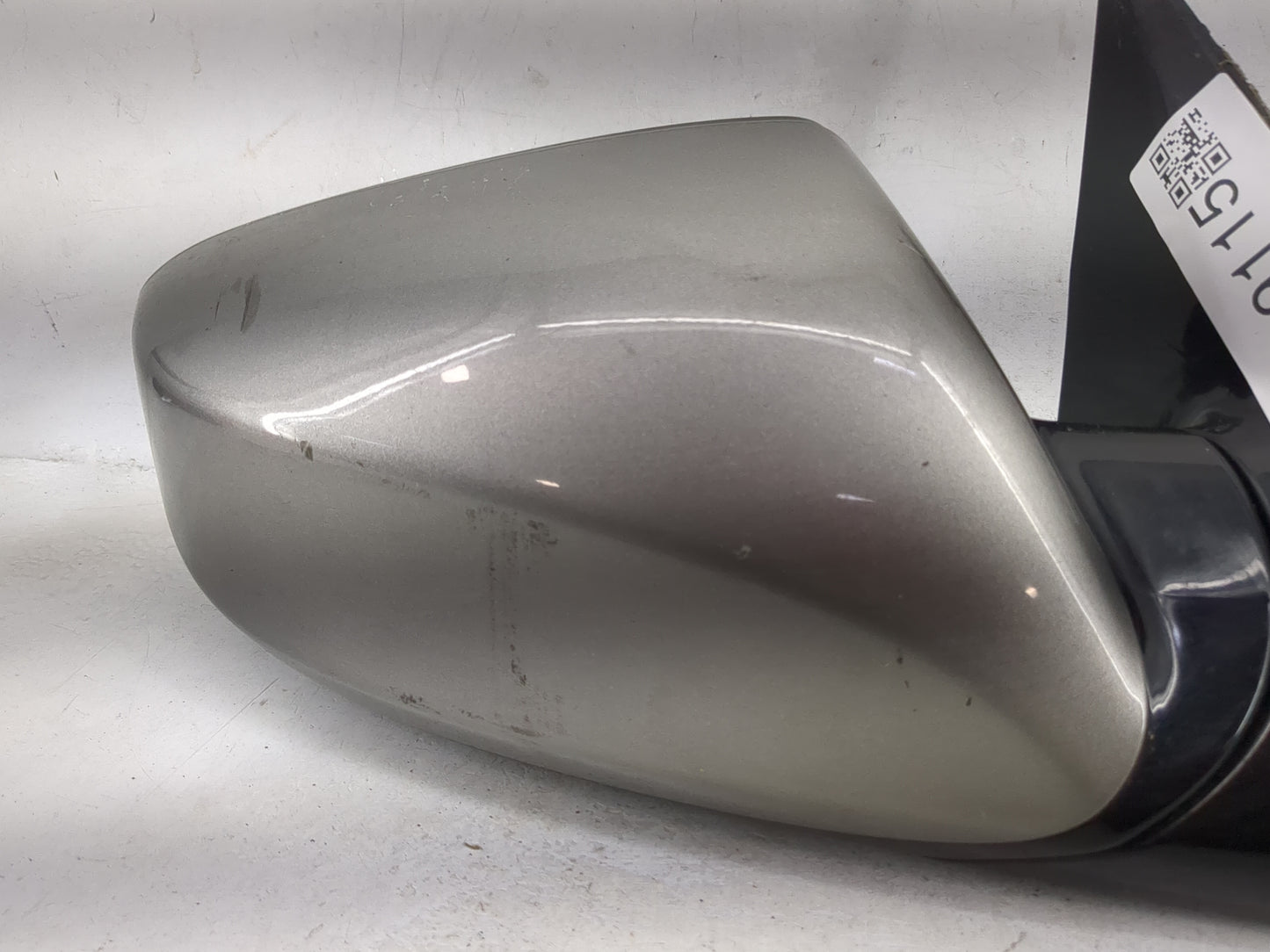 2018 Hyundai Santa Fe Passenger Side View Mirror - Right Door Mirror OEM Used - Oemusedautoparts1.com