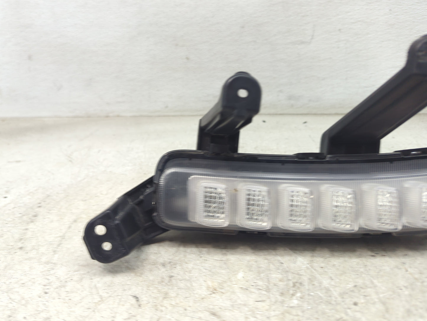 2017-2018 Hyundai Santa Fe Passenger Right Oem Cornering Light Lamp - Oemusedautoparts1.com