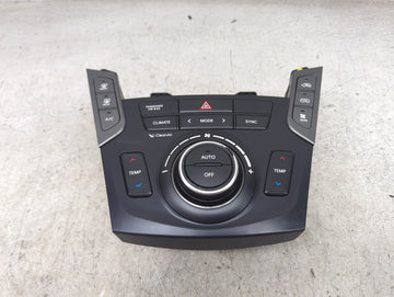 2017-2018 Hyundai Santa Fe Climate Control Module Temperature AC/Heater Replacement P/N:97250-2WXXX 97250-4ZXXX Fits OEM Use