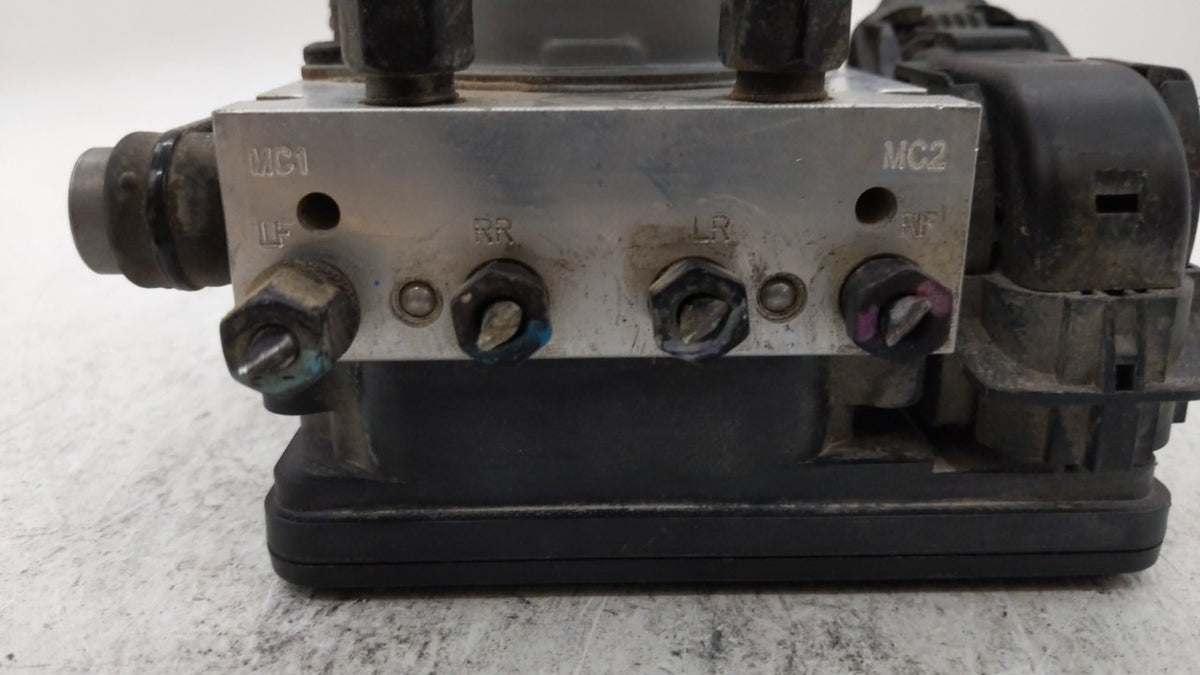 2017-2018 Hyundai Santa Fe Anti-Lock Brake ABS Pump Module Actuator OEM P/N:58920-B8AC0 Fits Fits 2017 2018 OEM Used Auto Pa