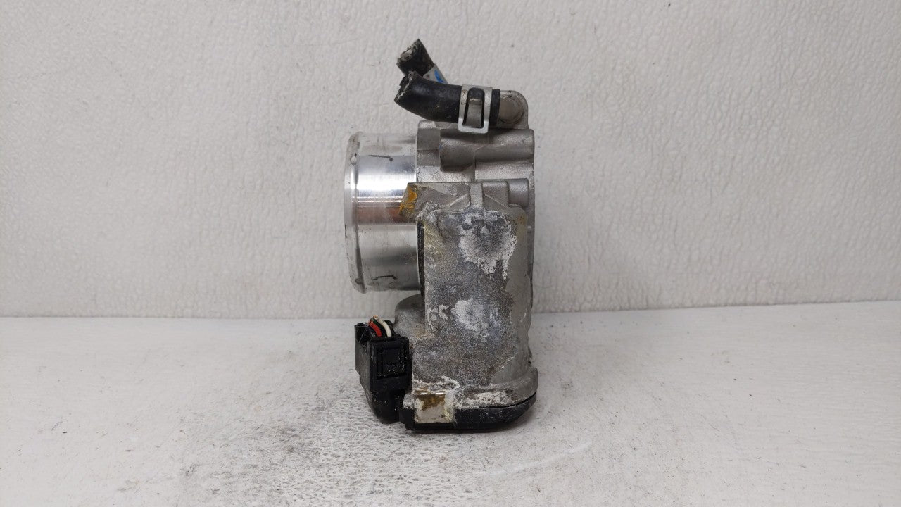 2018 Hyundai Santa Fe Throttle Body P/N:0 280 750 618 35100-2G600 Fits Fits 2015 2016 2017 2019 OEM Used Auto Parts - Oemuse