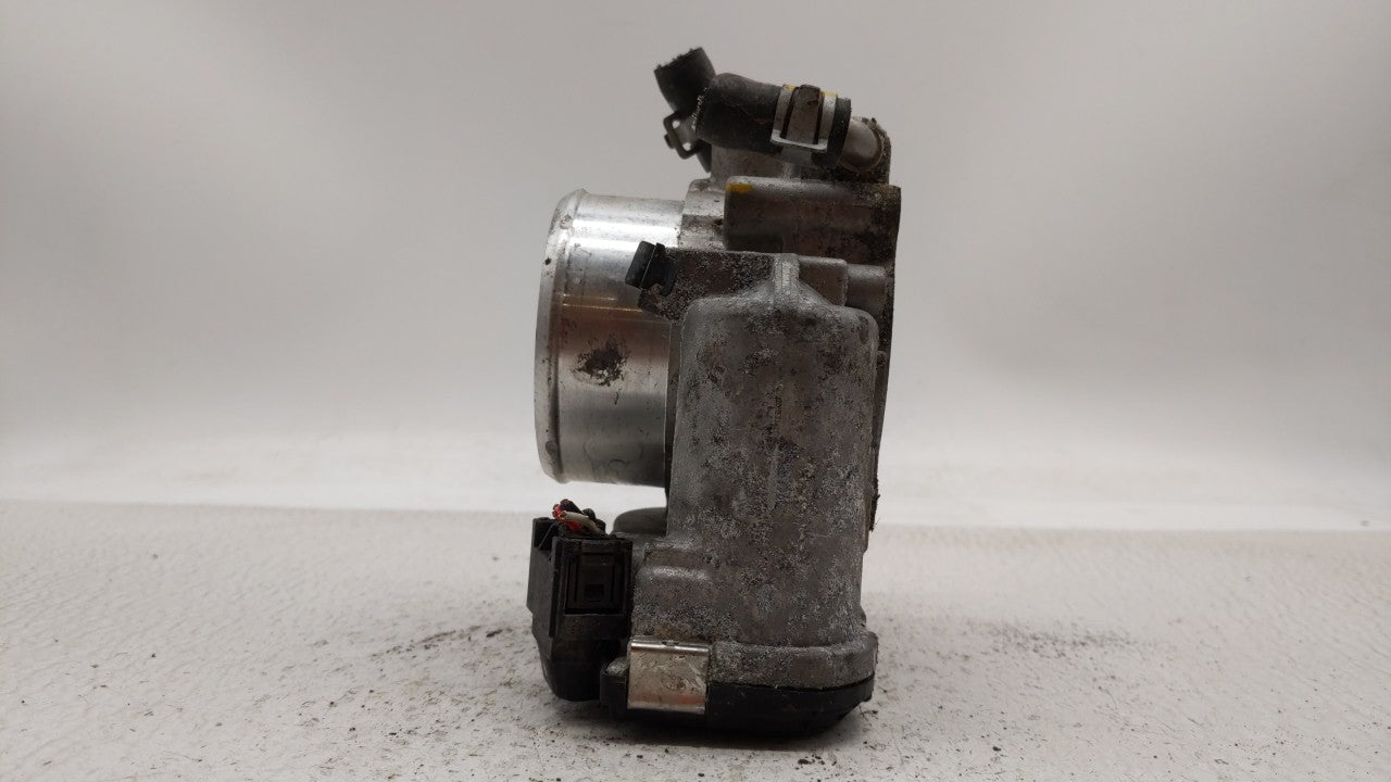 2018 Hyundai Santa Fe Throttle Body P/N:0 280 750 618 35100-2G600 Fits Fits 2015 2016 2017 2019 OEM Used Auto Parts - Oemuse