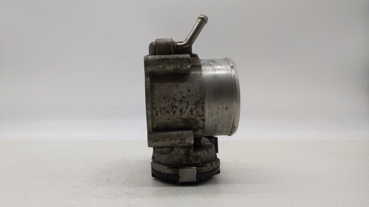 2018 Hyundai Santa Fe Throttle Body P/N:35100-2G600 Fits Fits 2015 2016 2017 2019 OEM Used Auto Parts - Oemusedautoparts1.co