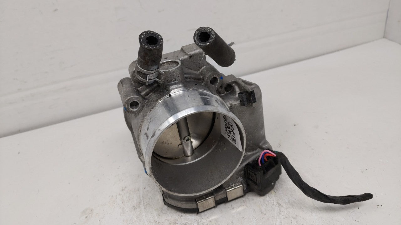 2018 Hyundai Santa Fe Throttle Body P/N:35100-2G600 Fits Fits 2015 2016 2017 2019 OEM Used Auto Parts - Oemusedautoparts1.co