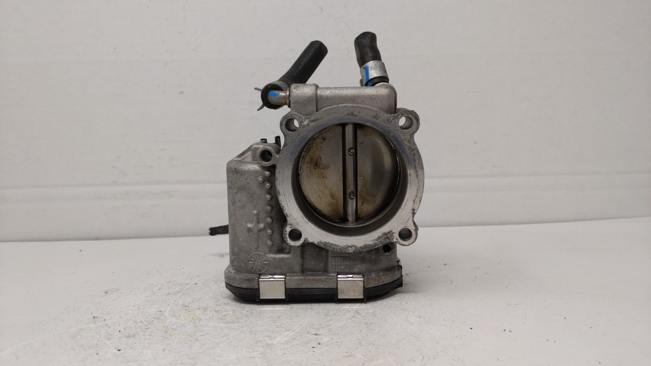 2018 Hyundai Santa Fe Throttle Body P/N:35100-2G600 Fits Fits 2015 2016 2017 2019 OEM Used Auto Parts - Oemusedautoparts1.co