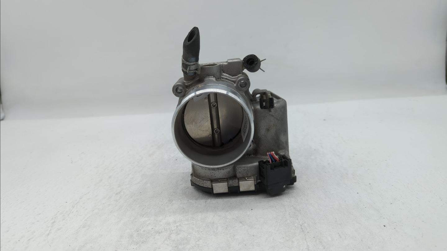 2018 Hyundai Santa Fe Throttle Body P/N:35100-2G600 Fits Fits 2015 2016 2017 2019 OEM Used Auto Parts - Oemusedautoparts1.co