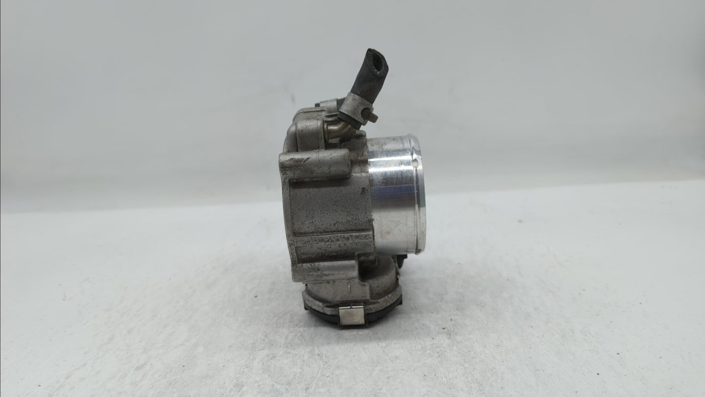 2018 Hyundai Santa Fe Throttle Body P/N:35100-2G600 Fits Fits 2015 2016 2017 2019 OEM Used Auto Parts - Oemusedautoparts1.co
