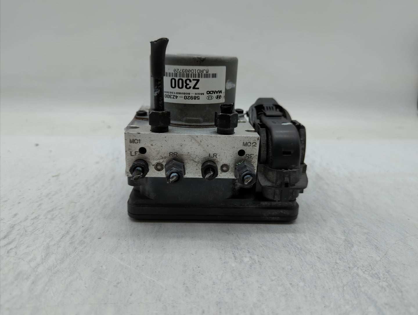 2017-2018 Hyundai Santa Fe ABS Pump Control Module Replacement P/N:58920-4Z300 Fits Fits 2017 2018 OEM Used Auto Parts - Oem