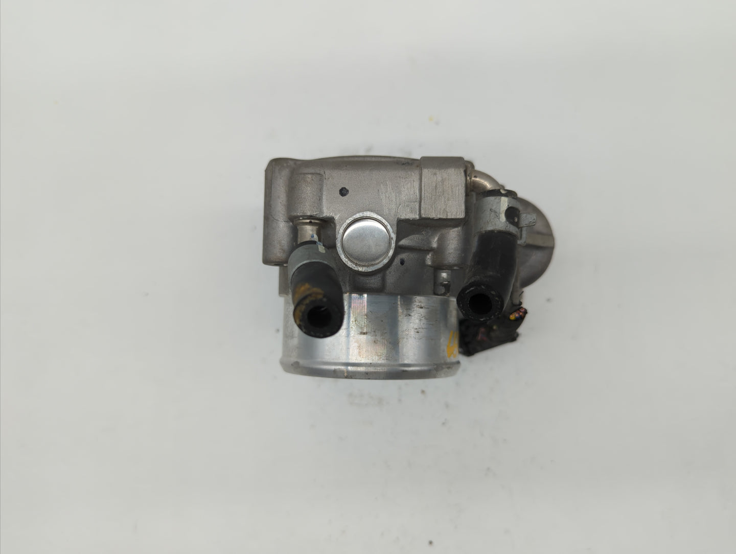 2018 Hyundai Santa Fe Throttle Body P/N:35100-2G600 Fits Fits 2015 2016 2017 2019 OEM Used Auto Parts - Oemusedautoparts1.co
