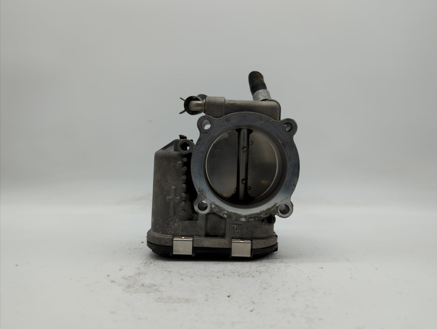 2018 Hyundai Santa Fe Throttle Body P/N:35100-2G600 Fits Fits 2015 2016 2017 2019 OEM Used Auto Parts - Oemusedautoparts1.co