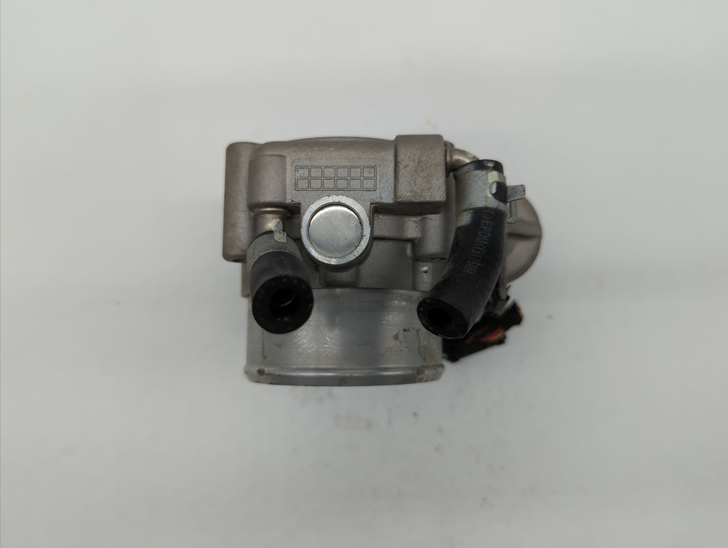 2018 Hyundai Santa Fe Throttle Body P/N:35100-2G600 Fits Fits 2015 2016 2017 2019 OEM Used Auto Parts - Oemusedautoparts1.co