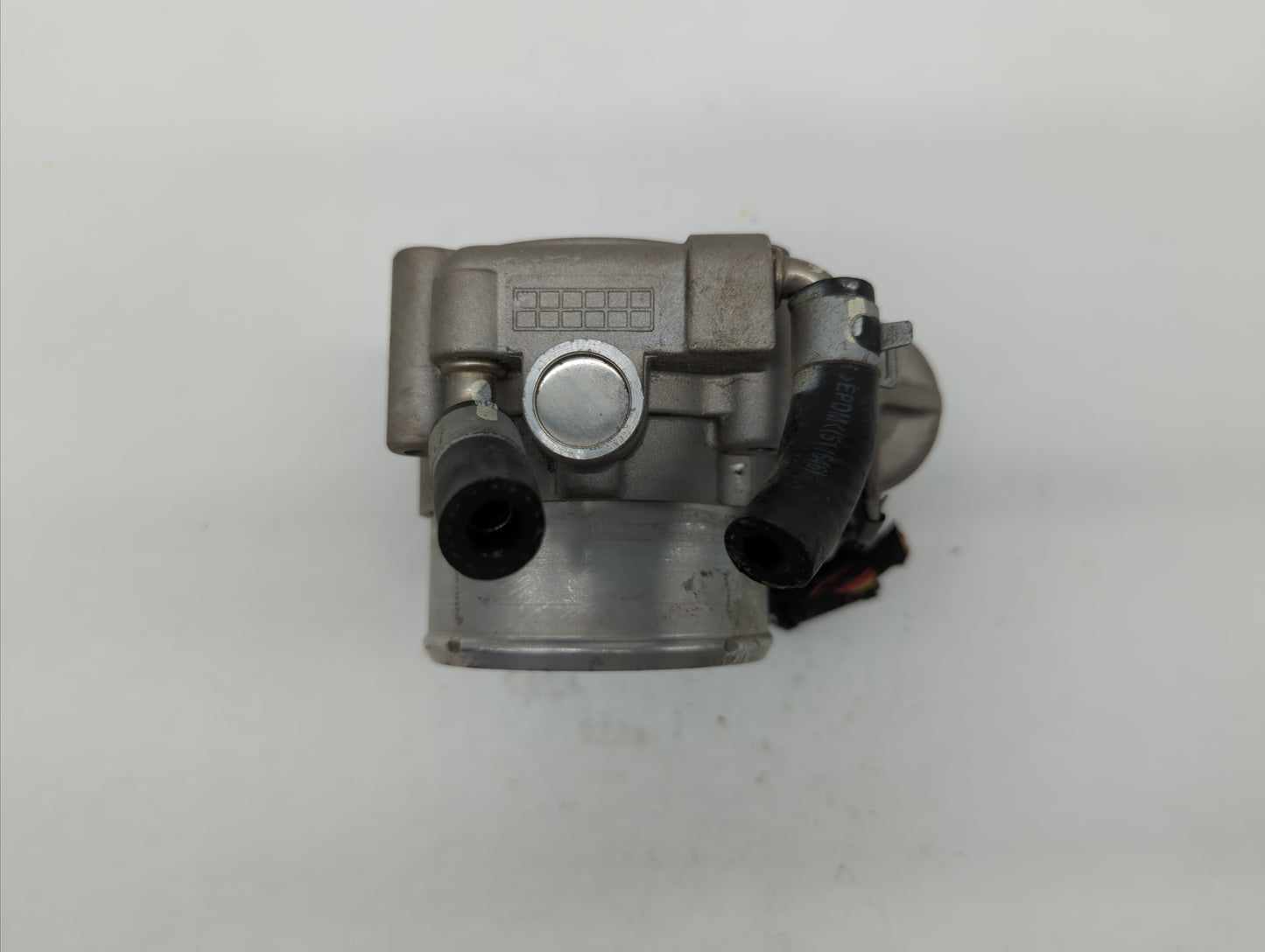 2018 Hyundai Santa Fe Throttle Body P/N:35100-2G600 Fits Fits 2015 2016 2017 2019 OEM Used Auto Parts - Oemusedautoparts1.co