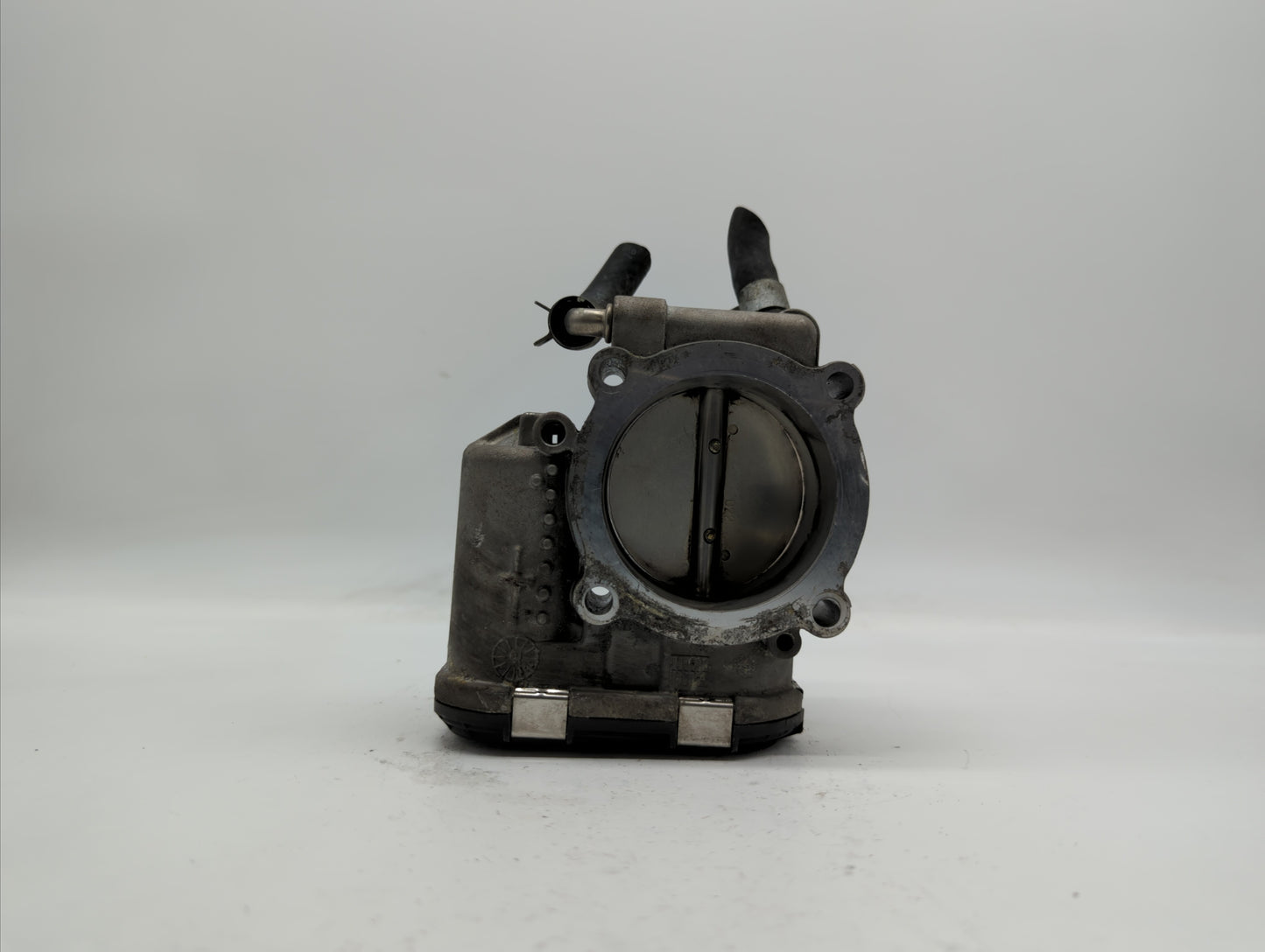 2018 Hyundai Santa Fe Throttle Body P/N:35100-2G600 Fits Fits 2015 2016 2017 2019 OEM Used Auto Parts - Oemusedautoparts1.co