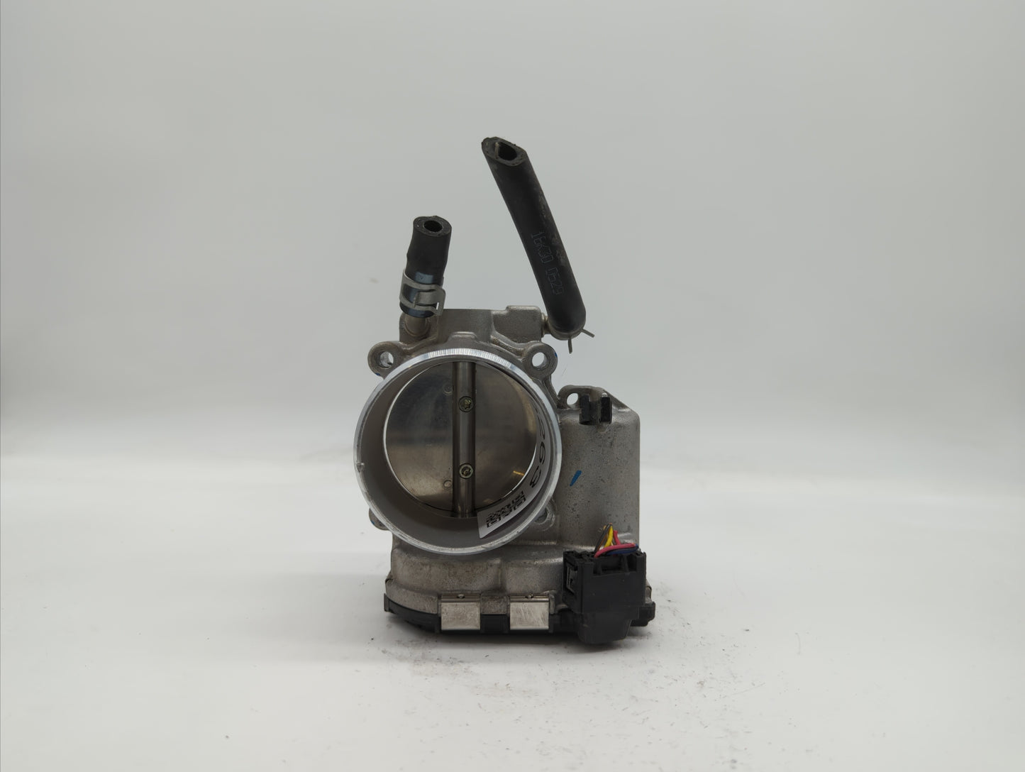 2018 Hyundai Santa Fe Throttle Body P/N:35100-2G600 Fits Fits 2015 2016 2017 2019 OEM Used Auto Parts - Oemusedautoparts1.co