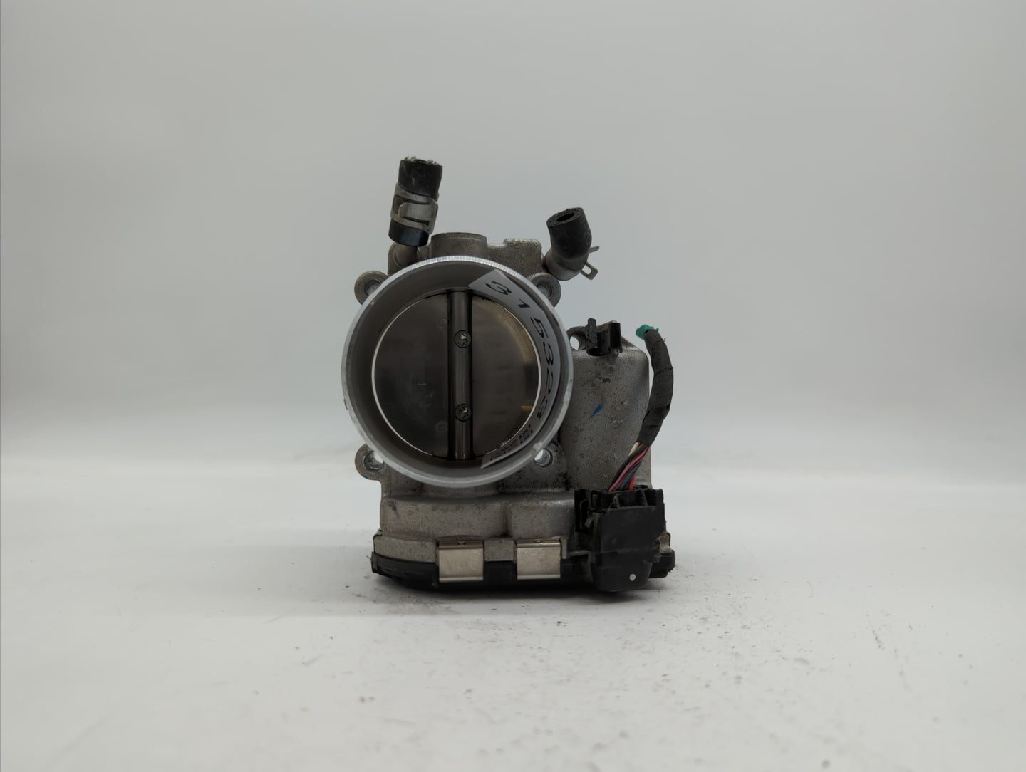 2018 Hyundai Santa Fe Throttle Body P/N:35100-2G600 Fits Fits 2015 2016 2017 2019 OEM Used Auto Parts - Oemusedautoparts1.co
