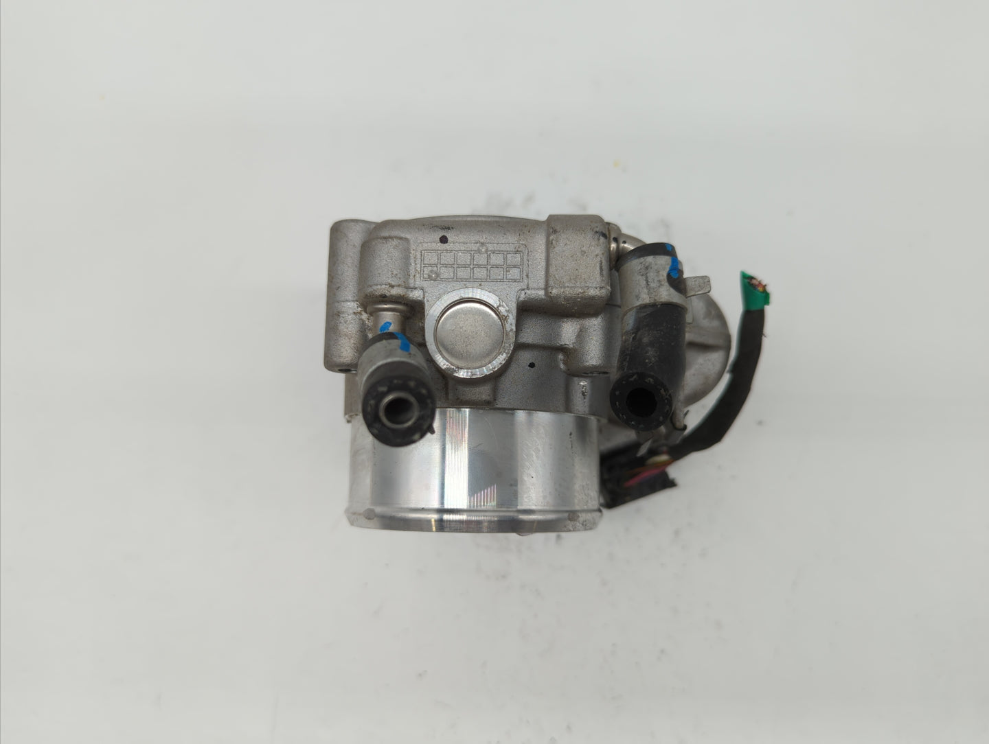 2018 Hyundai Santa Fe Throttle Body P/N:35100-2G600 Fits Fits 2015 2016 2017 2019 OEM Used Auto Parts - Oemusedautoparts1.co