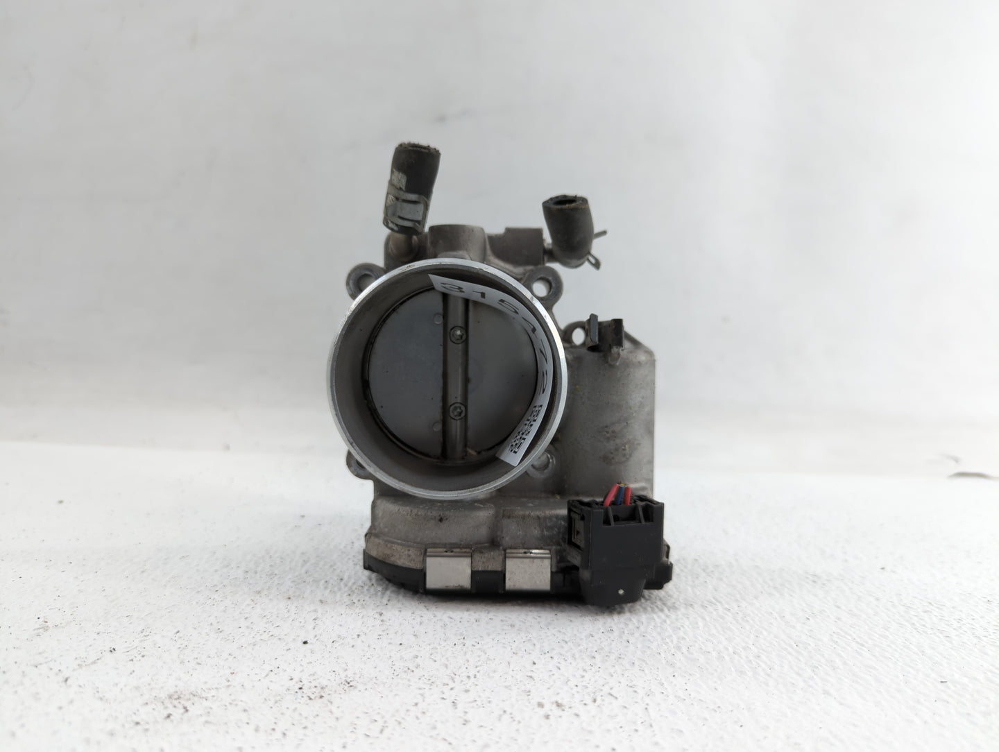 2018 Hyundai Santa Fe Throttle Body P/N:35100-2G600 Fits Fits 2015 2016 2017 2019 OEM Used Auto Parts - Oemusedautoparts1.co