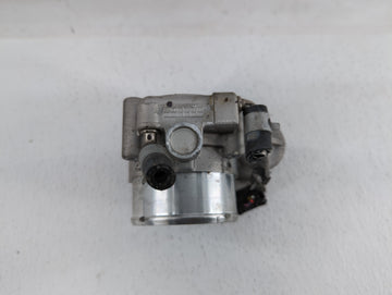 2018 Hyundai Santa Fe Throttle Body P/N:35100-2G600 Fits Fits 2015 2016 2017 2019 OEM Used Auto Parts