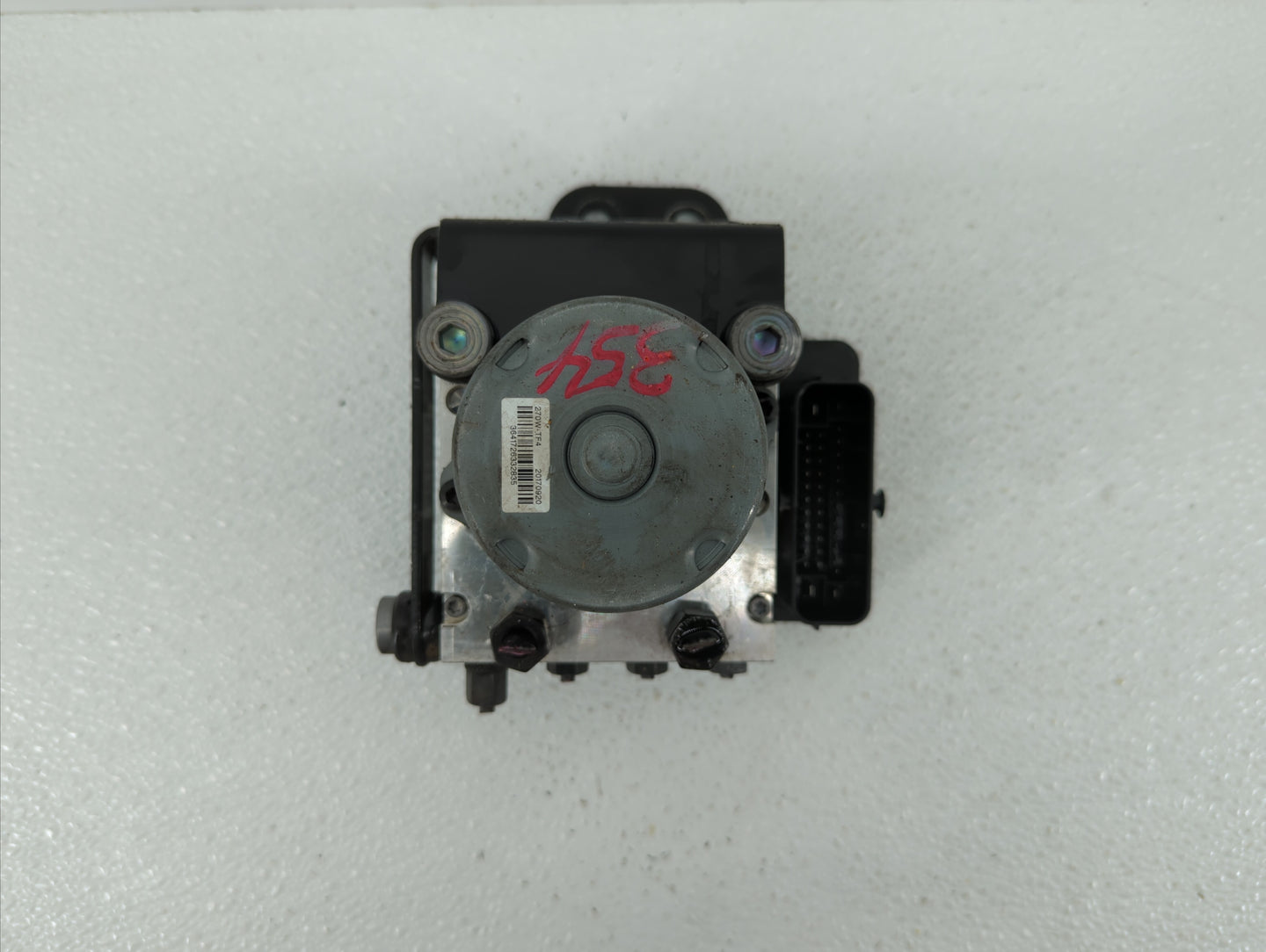 2017-2018 Hyundai Santa Fe ABS Pump Control Module Replacement P/N:58920-B8AC0 Fits Fits 2017 2018 OEM Used Auto Parts - Oem