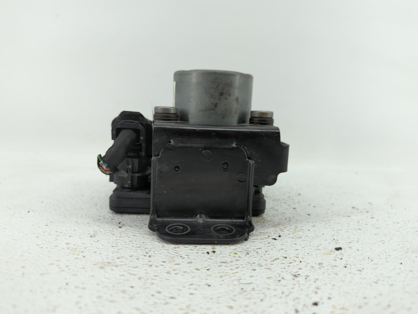 2017-2018 Hyundai Santa Fe ABS Pump Control Module Replacement P/N:58920-B8AC0 Fits Fits 2017 2018 OEM Used Auto Parts - Oem