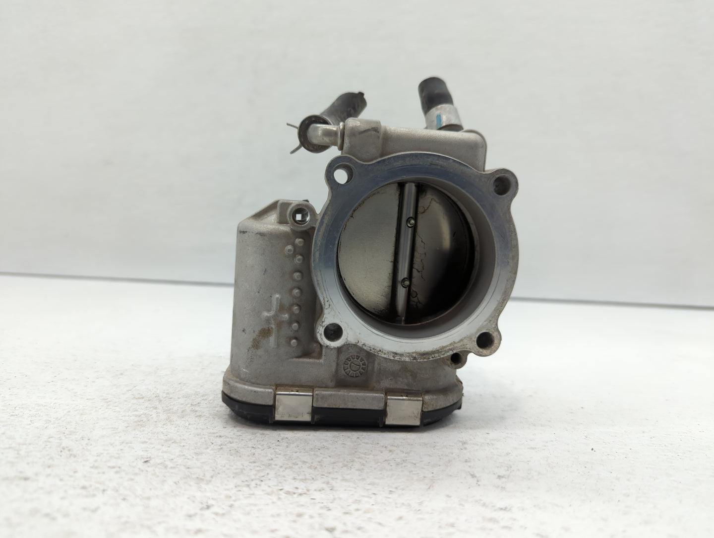 2019-2020 Hyundai Santa Fe Throttle Body P/N:35100-2G600 Fits Fits 2015 2016 2017 2018 2019 2020 2021 OEM Used Auto Parts - 