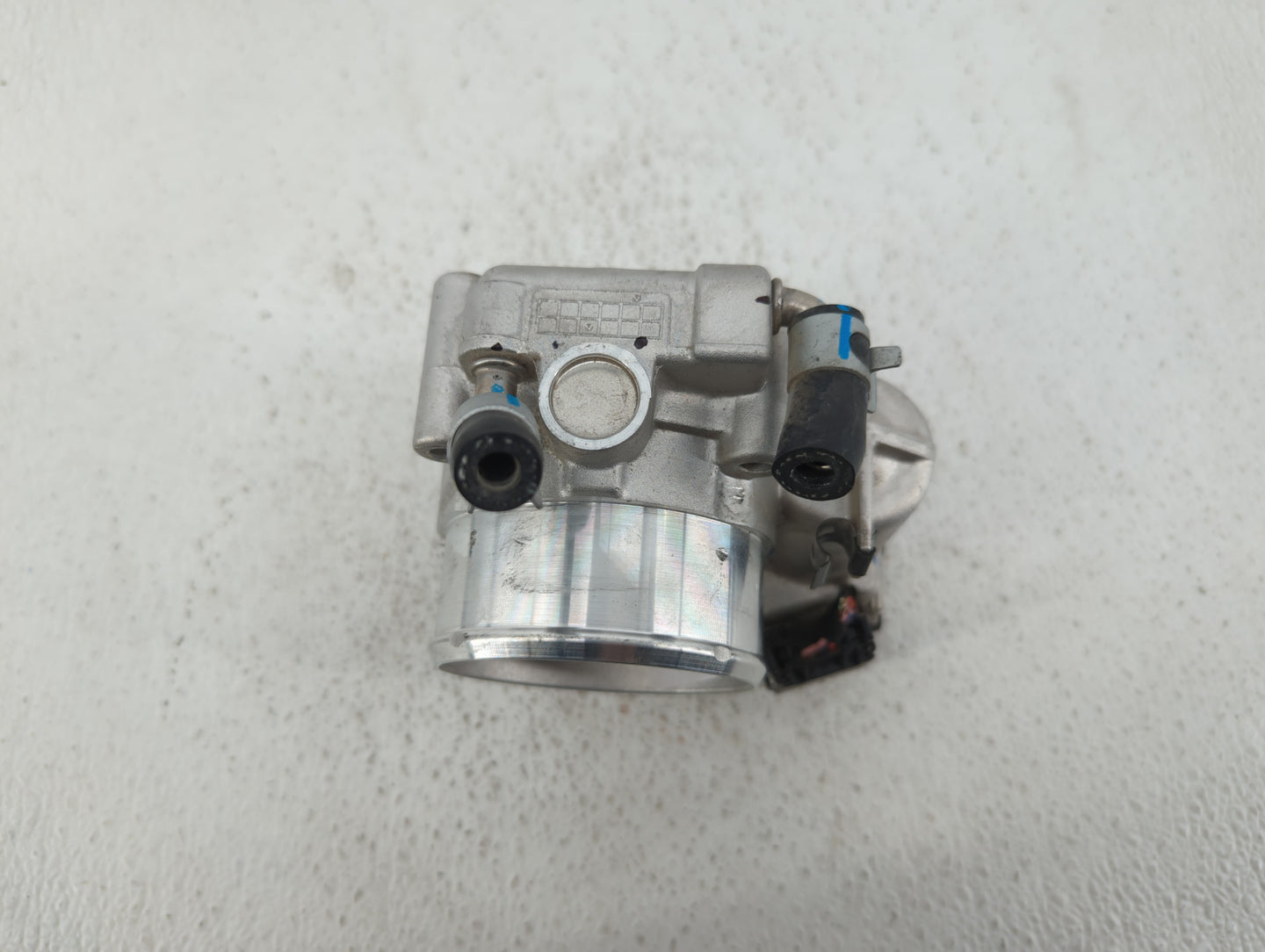 2019-2020 Hyundai Santa Fe Throttle Body P/N:35100-2G600 Fits Fits 2015 2016 2017 2018 2019 2020 2021 OEM Used Auto Parts - 
