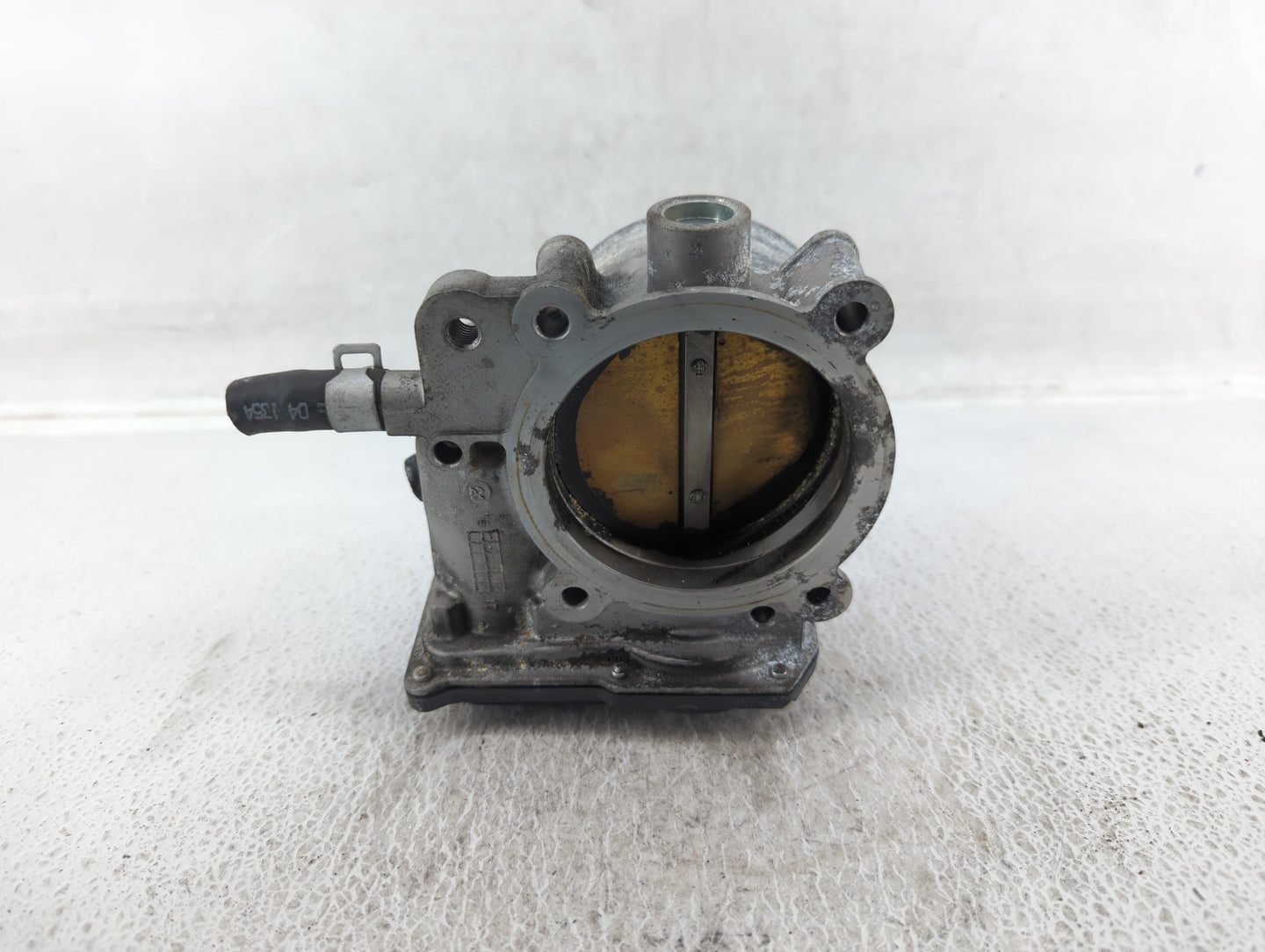 2013-2018 Hyundai Santa Fe Throttle Body P/N:35100-3CAA0 Fits Fits 2012 2013 2014 2015 2016 2017 2018 OEM Used Auto Parts - 