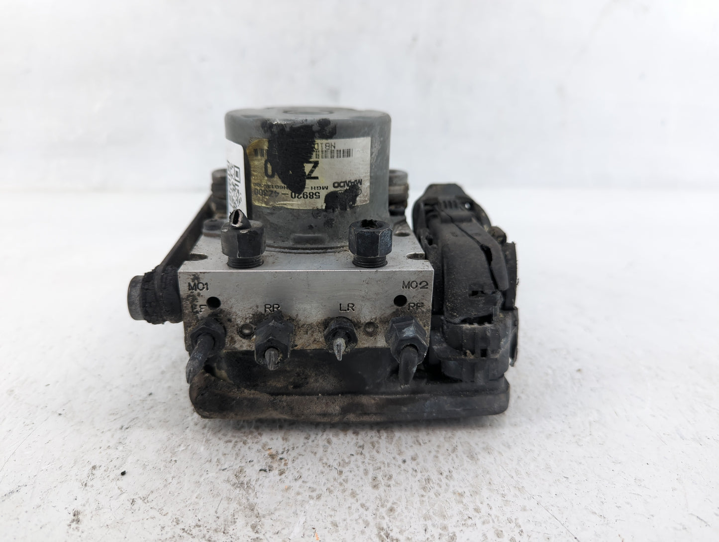 2017-2018 Hyundai Santa Fe ABS Pump Control Module Replacement P/N:58920-4Z300 Fits Fits 2017 2018 OEM Used Auto Parts - Oem