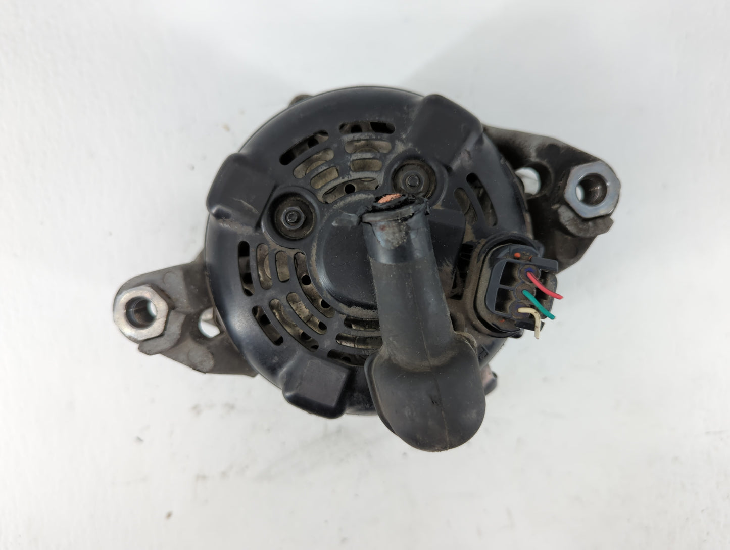 2019-2020 Hyundai Santa Fe Alternator Replacement Generator Charging Assembly Engine OEM P/N:37300-2G061 Fits OEM Used Auto 