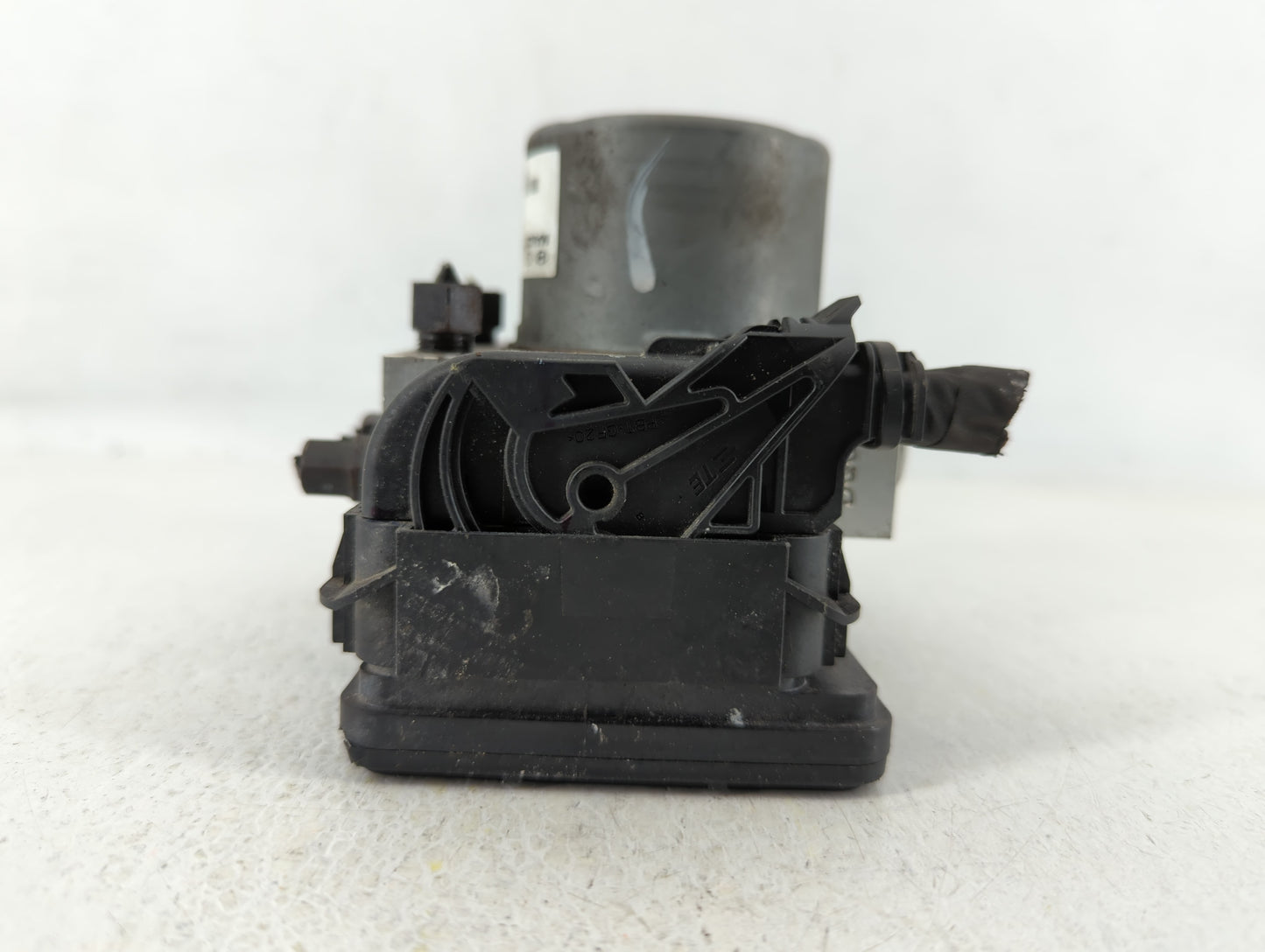 2017-2018 Hyundai Santa Fe ABS Pump Control Module Replacement P/N:58920-4Z300 Fits Fits 2017 2018 OEM Used Auto Parts - Oem