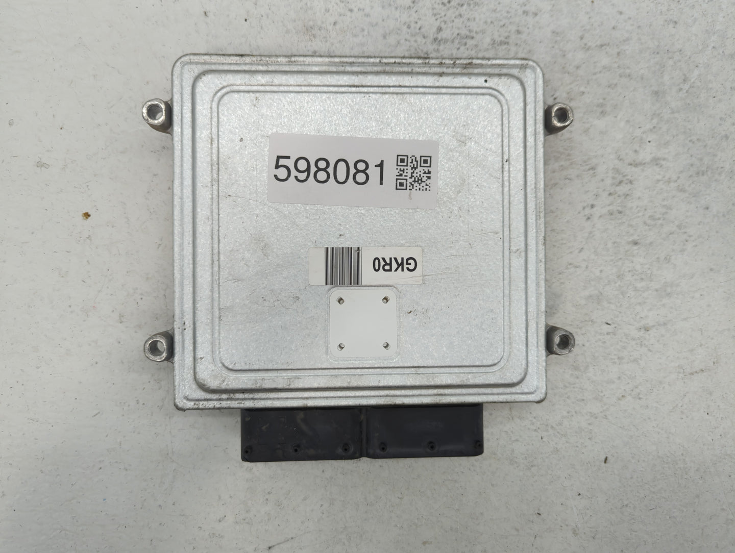 2018 Hyundai Santa Fe PCM Engine Control Computer ECU ECM PCU OEM P/N:39130-2GKR0 39100-2GKR0, 39130-2GKR1, 39100-2GKR1 Fits