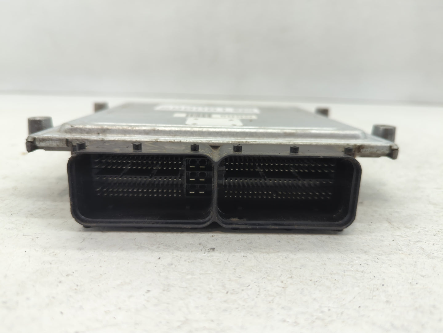 2018 Hyundai Santa Fe PCM Engine Control Computer ECU ECM PCU OEM P/N:39130-2GKR0 39100-2GKR0, 39130-2GKR1, 39100-2GKR1 Fits