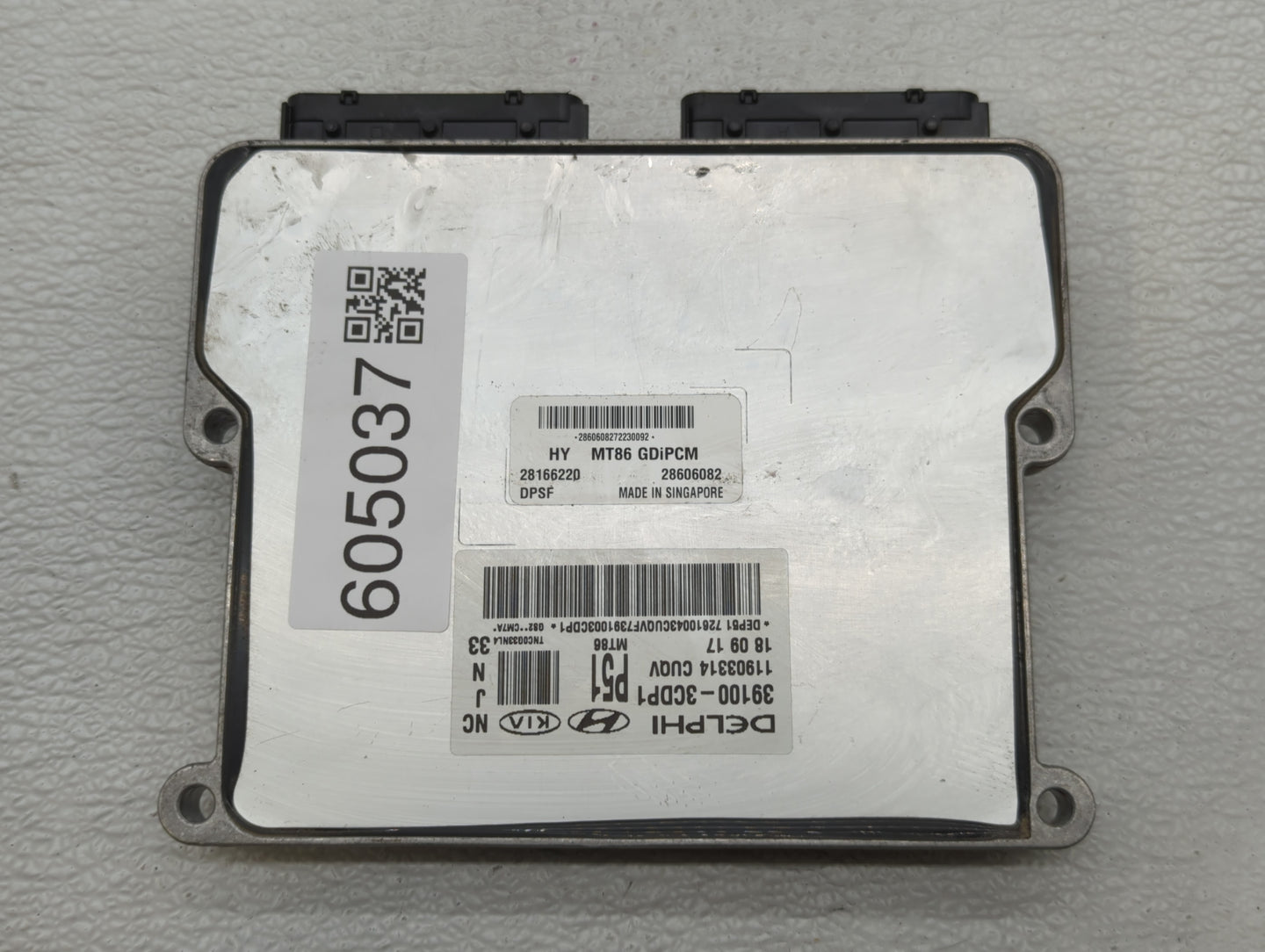 2017-2018 Hyundai Santa Fe PCM Engine Control Computer ECU ECM PCU OEM P/N:28606082 28166220 Fits Fits 2017 2018 OEM Used Au