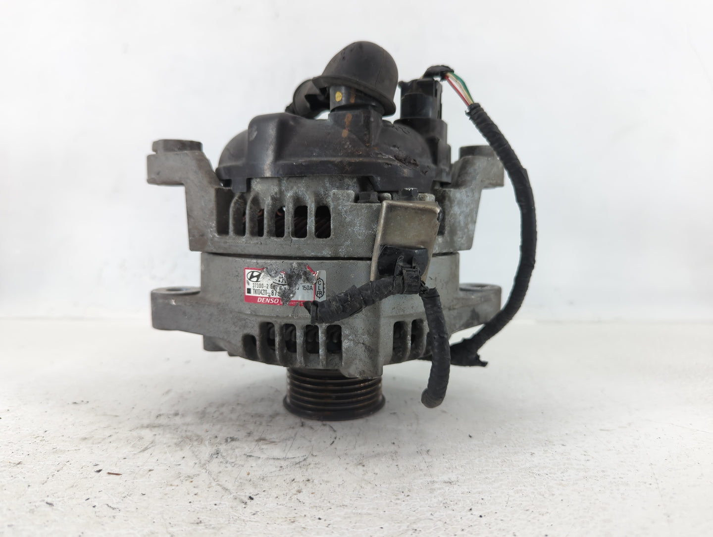 2019-2020 Hyundai Santa Fe Alternator Replacement Generator Charging Assembly Engine OEM P/N:104211-8790 37300-2G061 Fits OE