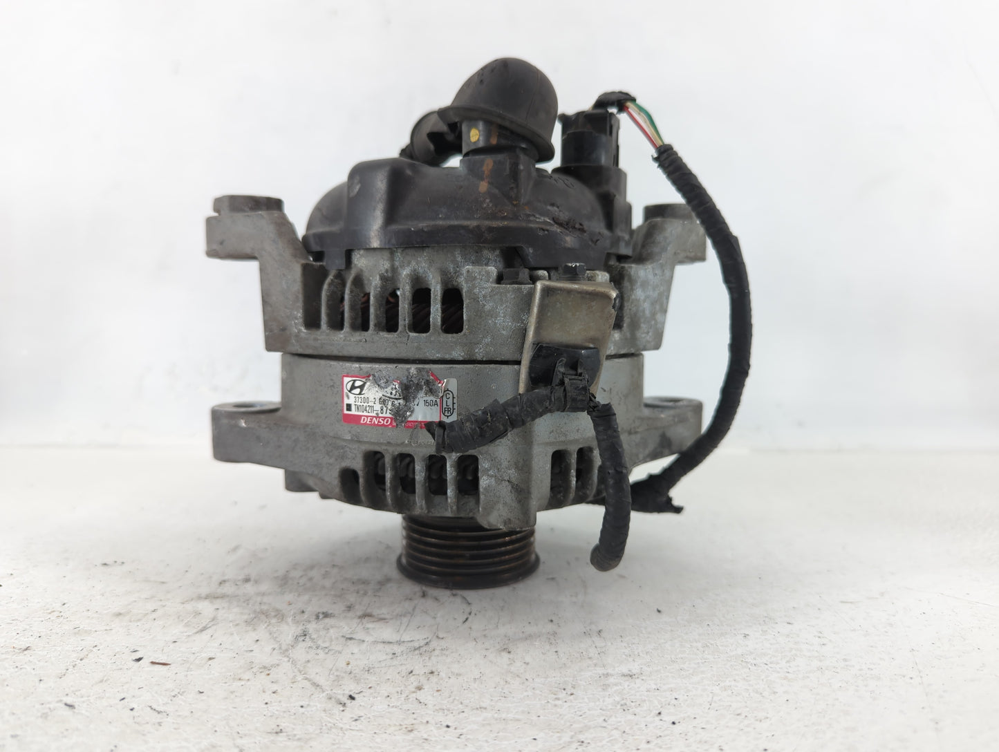 2019-2020 Hyundai Santa Fe Alternator Replacement Generator Charging Assembly Engine OEM P/N:104211-8790 37300-2G061 Fits OE