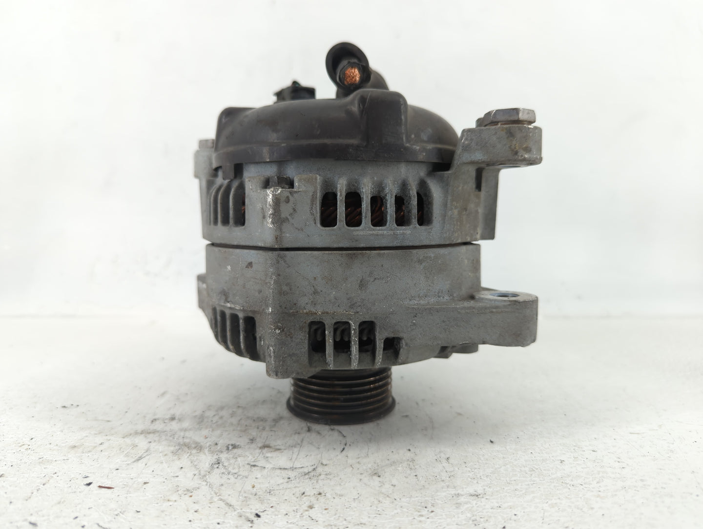 2019-2020 Hyundai Santa Fe Alternator Replacement Generator Charging Assembly Engine OEM P/N:104211-8790 37300-2G061 Fits OE