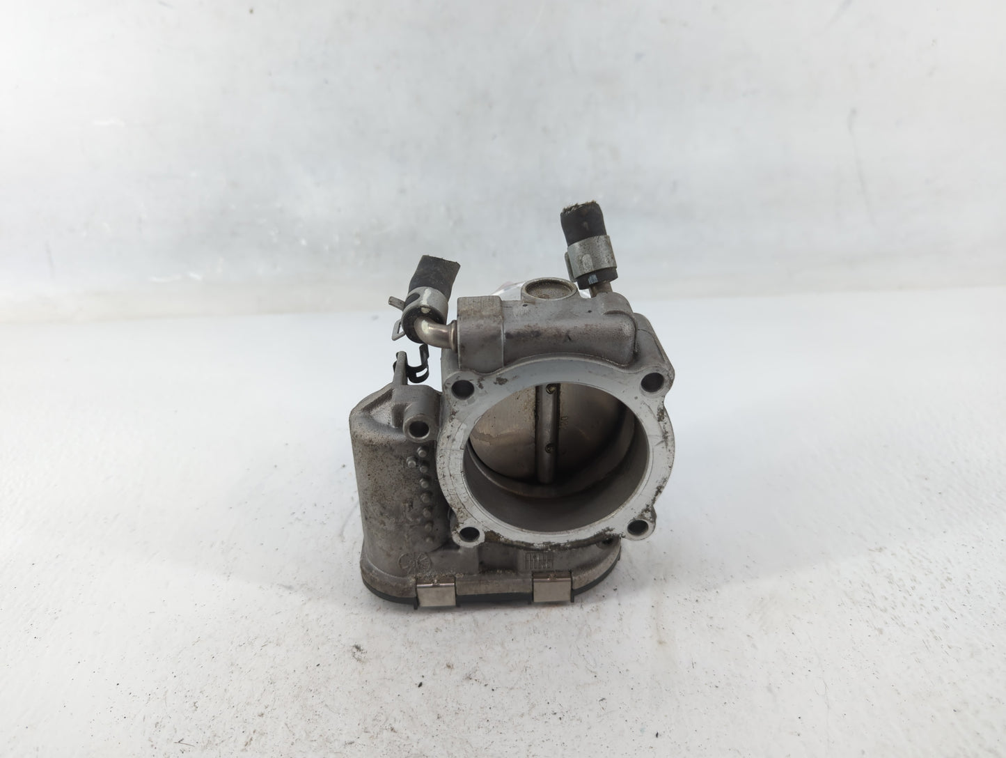 2019-2020 Hyundai Santa Fe Throttle Body P/N:35100-2G600 Fits Fits 2015 2016 2017 2018 2019 2020 2021 OEM Used Auto Parts - 