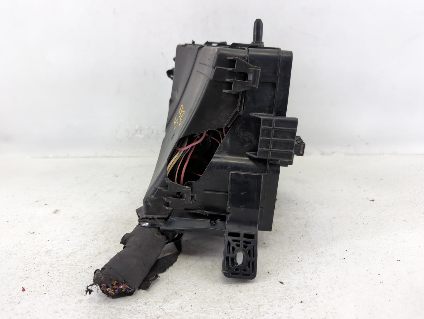 2018 Hyundai Santa Fe Fusebox Fuse Box Panel Relay Module P/N:A 15456D0108 91951-2W100 Fits OEM Used Auto Parts - Oemusedaut