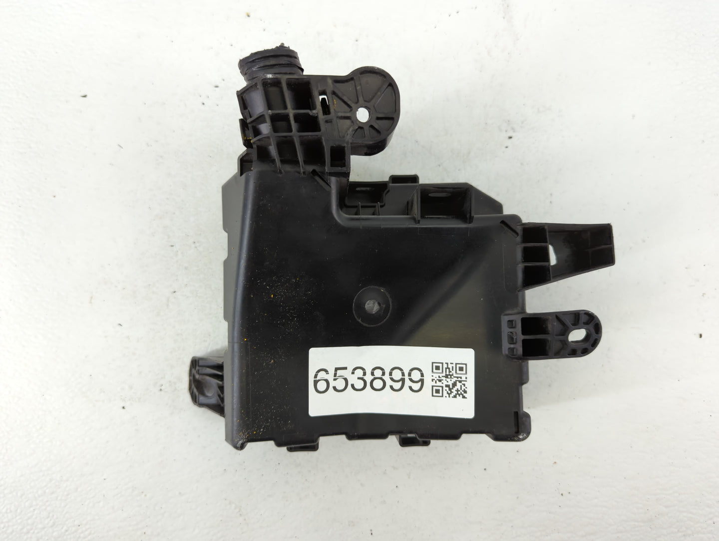 2018 Hyundai Santa Fe Fusebox Fuse Box Panel Relay Module P/N:284B7-3RA3B Fits OEM Used Auto Parts - Oemusedautoparts1.com