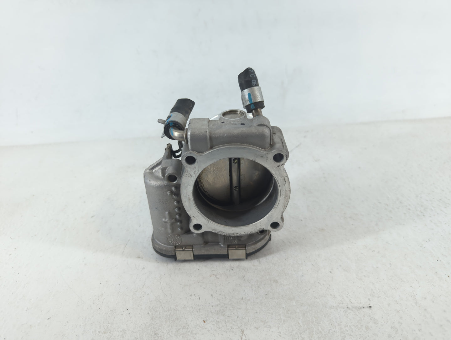 2019-2020 Hyundai Santa Fe Throttle Body P/N:35100-2G600 Fits Fits 2015 2016 2017 2018 2019 2020 2021 OEM Used Auto Parts - 
