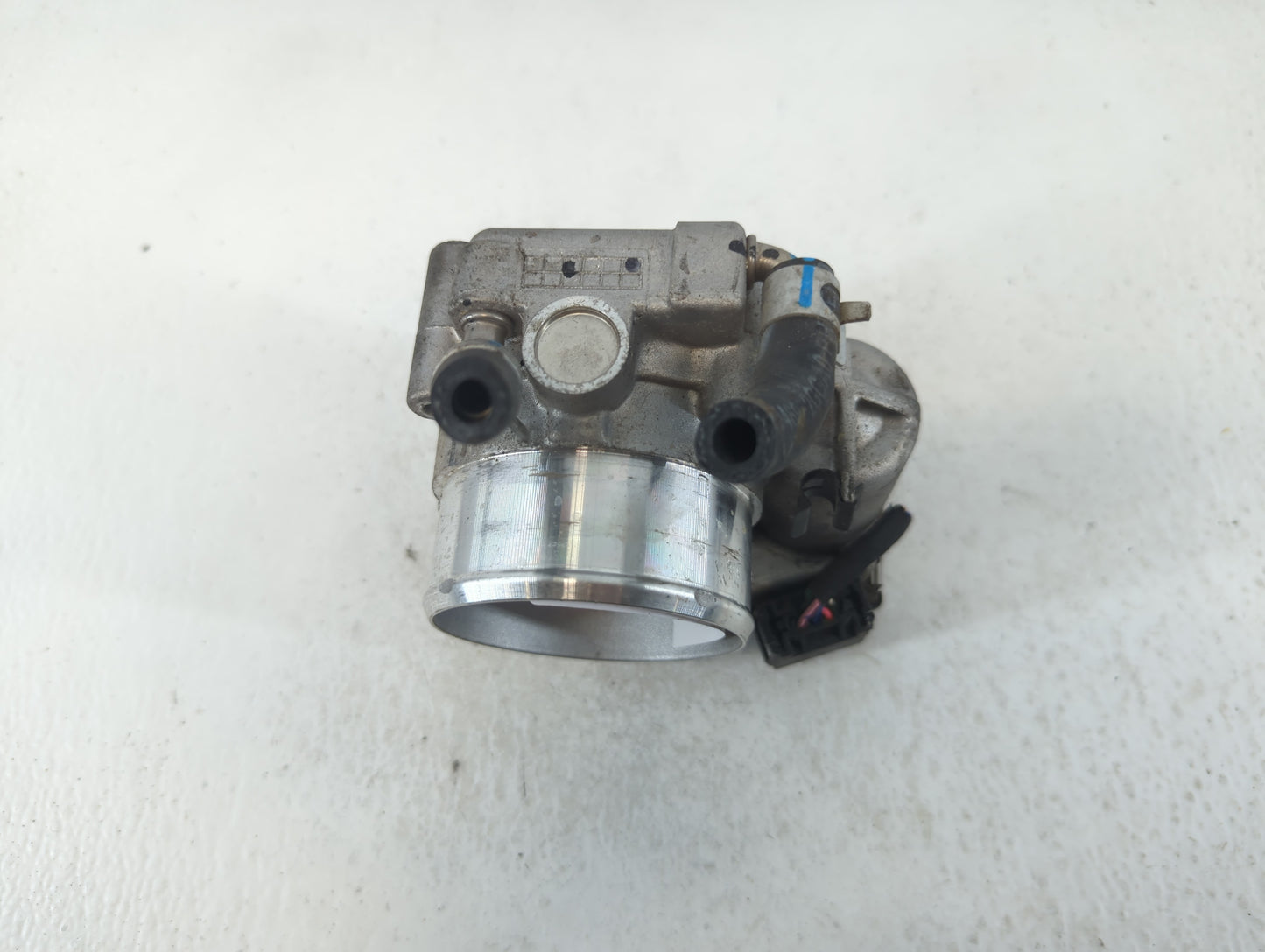 2019-2020 Hyundai Santa Fe Throttle Body P/N:35100-2G600 Fits Fits 2015 2016 2017 2018 2019 2020 2021 OEM Used Auto Parts - 